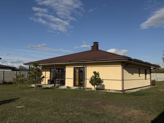 Продам дом в Обуховке 108м2 район магазина Хороший Безнал