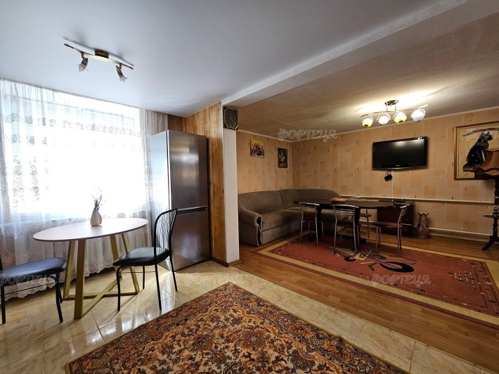 Продаж житлового будинку у Підгородному, поруч  школа - фото 1