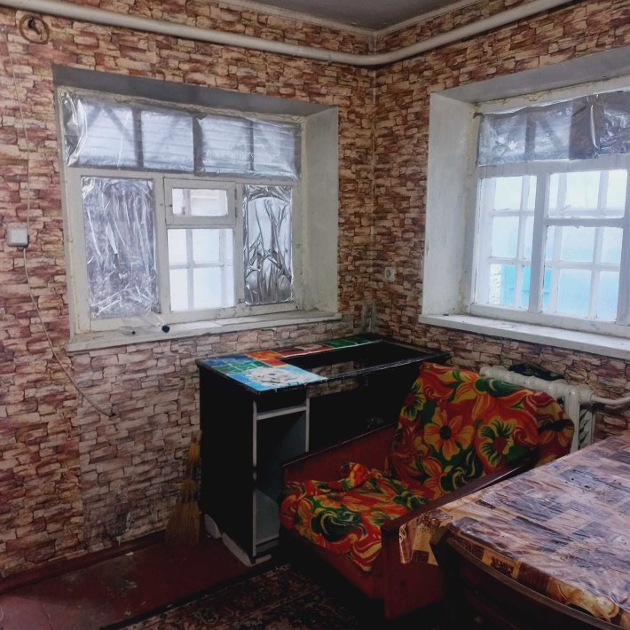 Продам дом, участок 15 соток в с.Орловщина. Центр. - фото 1