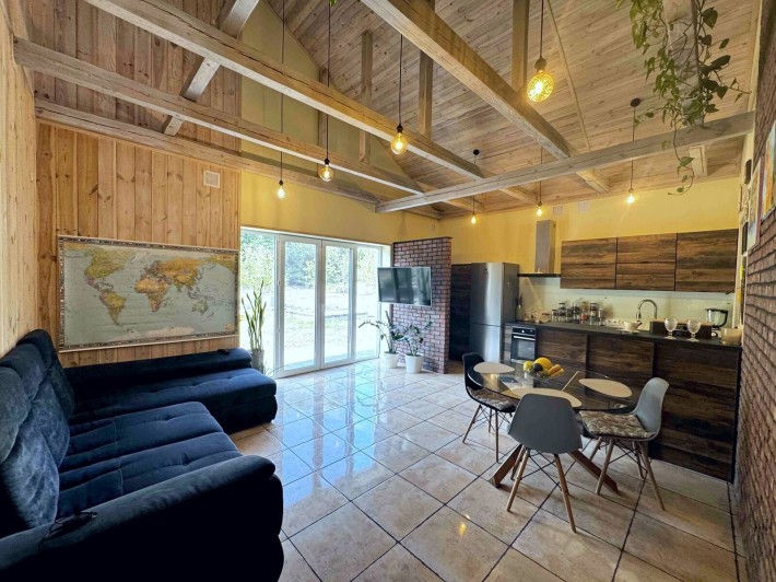 Продажа дома с ремонтом в Подгородном - фото 1