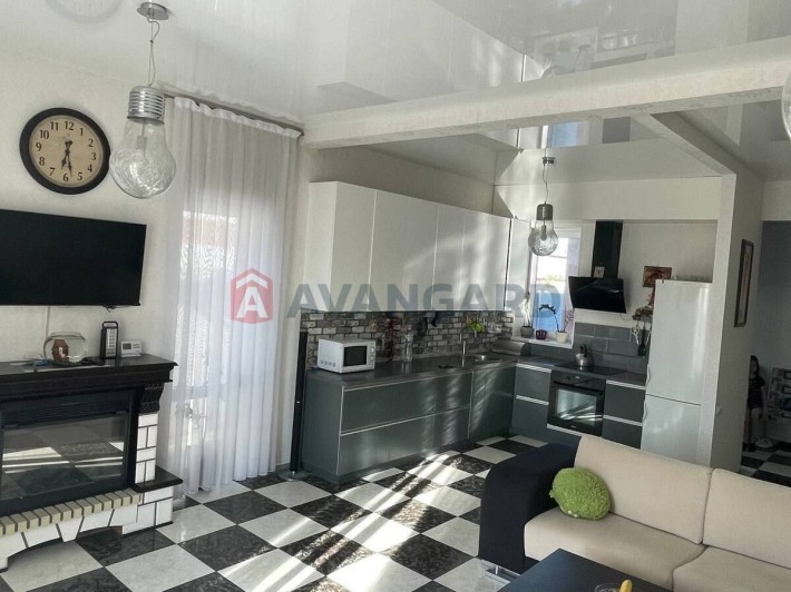 Продаю дом 92 кв.м. евроремонт - фото 1