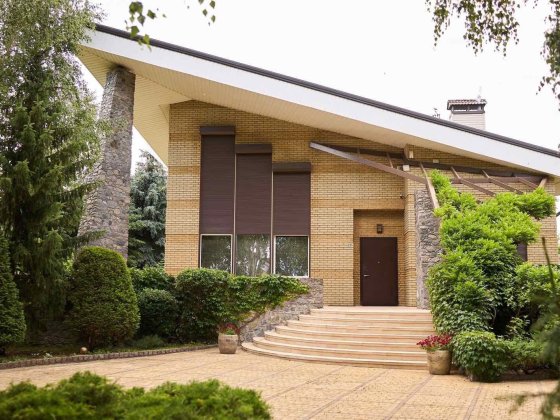 Продам, качественный дом, свой берег реки, Орловщина.