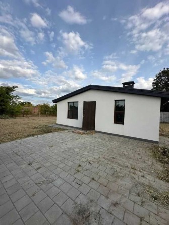 Продам дом в Подгороднем. Газоблок.Новый - фото 1