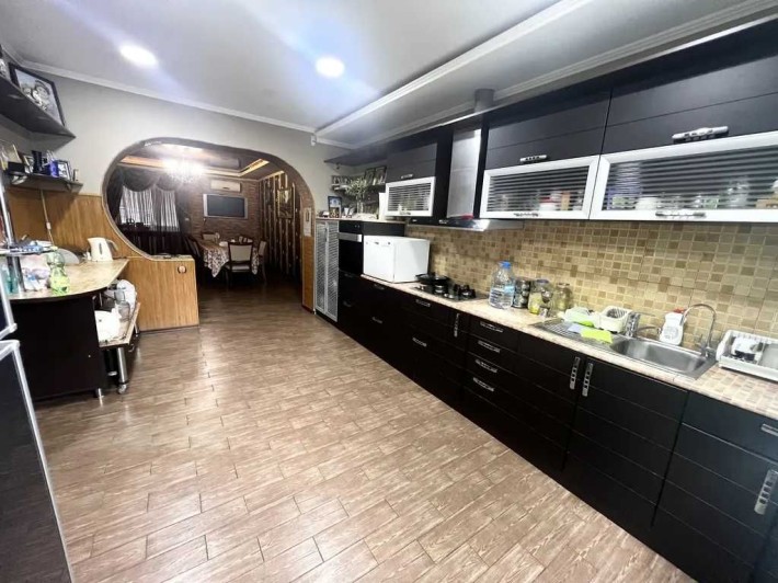 Продам 2 этажный дом в Березановке на левом берегу - фото 1