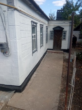 Продам дом на восточной стороне - фото 1