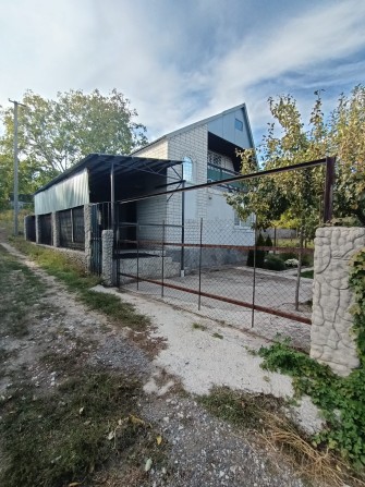 Приватний будинок із земельною ділянкою(кадастр) - фото 1