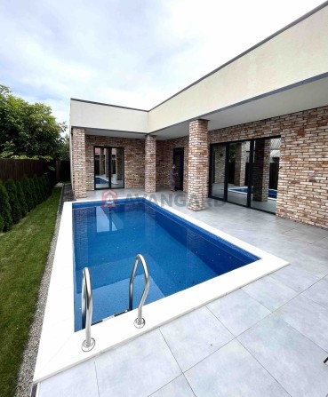 Втілення сучасного життя у Новоолександрівці! - фото 1