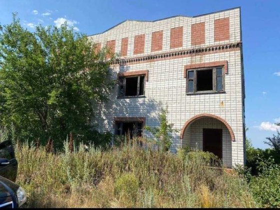 Просторий 3-х поверховий будинок для всієї родини Верхньодніпровськ