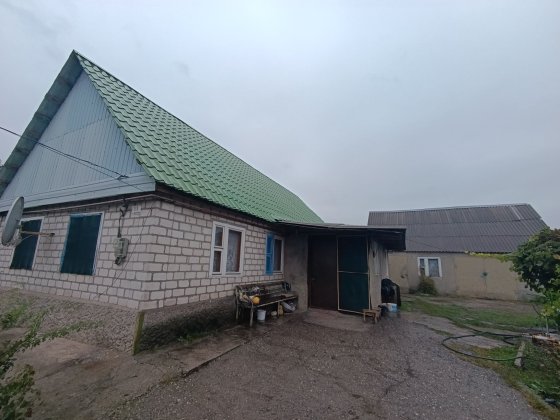 Продам будинок з великою ділянкою землі! Єлизаветівка