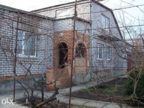 Продам 2х прверховий будинок Апостолове