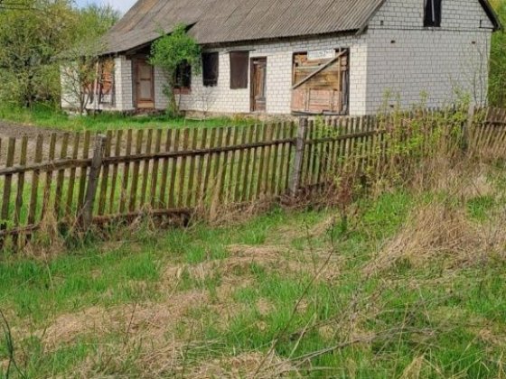 Продається будинок в смт.Хорошів. Ділянка 30соток Хорошів