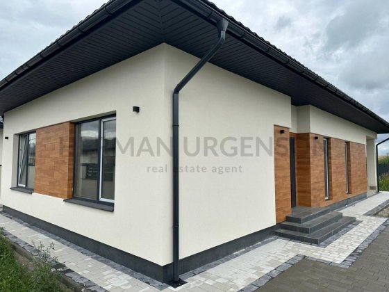 Продаж будинку 130 м.кв / 4.4 сотки / Сторожниця Сторожница