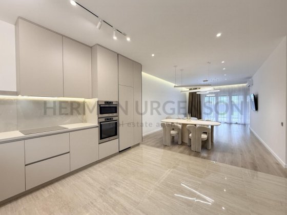 Продаж таунхаусу 135 м.кв / 2.5 сотки / КМ New Village Сторожница