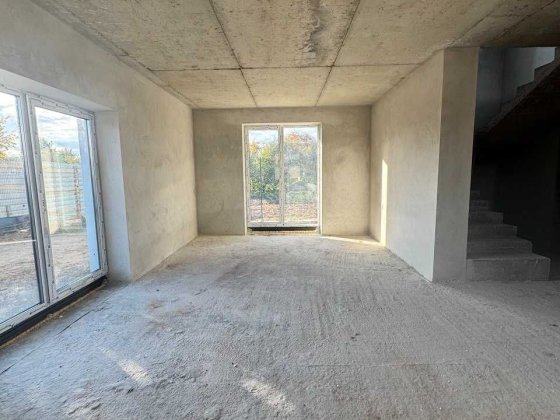 ВИГІДНА ПРОПОЗИЦІЯ!  Продається Дуплекс 143м2 10хв. до центру Угорники