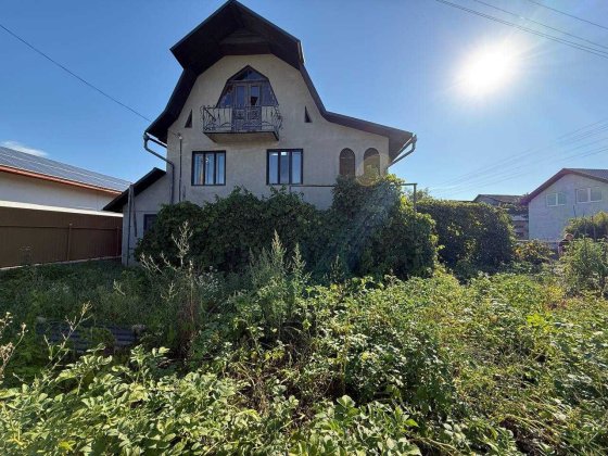 Продається дачний будинок. Садове товариство Керамік. с.Крихівці. Крихівці