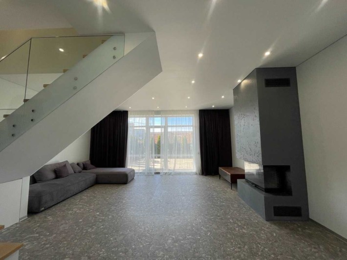 Продається Таунхаус у Вовчинцях в котеджному містечку - фото 1