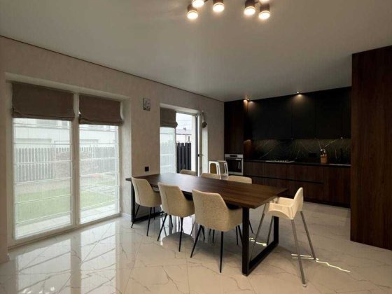 Таунхаус з ремонтом у Крихівцях Криховцы