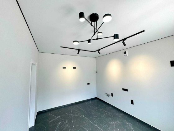 Таунхаус з РЕМОНТОМ та власною ділянкою Криховцы