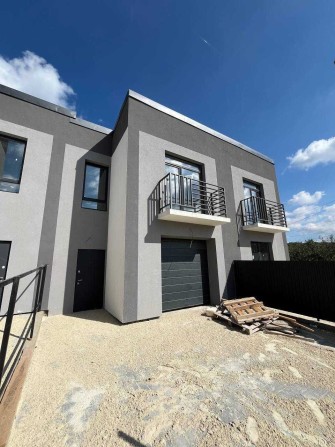 Готовий таунхаус з виглядом на Вовчинецькі гори - фото 1