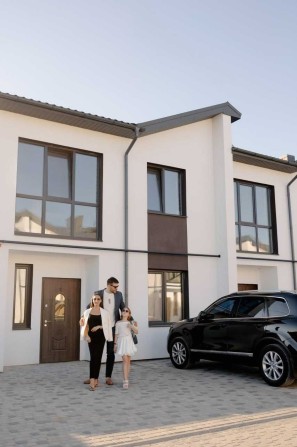 Крайній таунхаус з приватним двором у Крихівцях! - фото 1