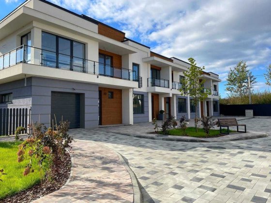 Акційна ціна! Таунхаус з ділянкою у Вовчинцях! Вовчинець