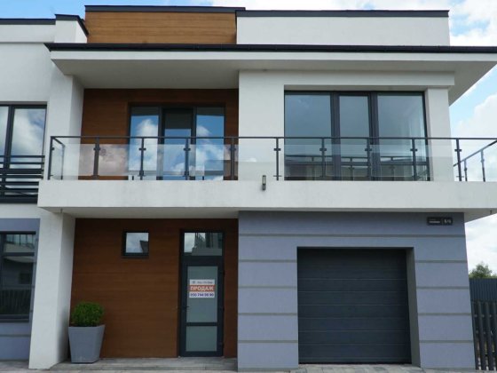 Крайній таунхаус 150,4 м² з великою ділянкою у Вовчинцях Вовчинець