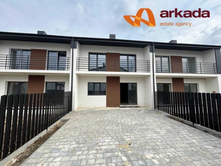 Продається внутрішній танхаус , готовий до ремонту ,сирець - фото 1