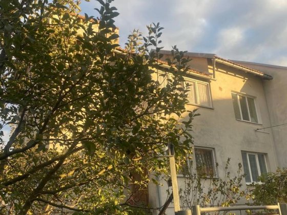 Будинок у с. Угринів Клузів