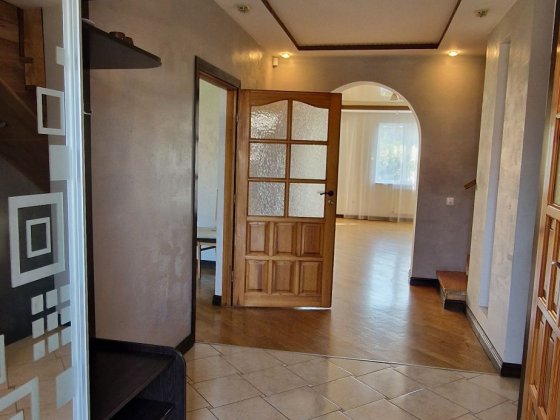 Продаж частини будинку Угринов