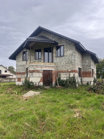 Продається будинок у Надвірній на обізній, другий ряд від дороги - фото 1