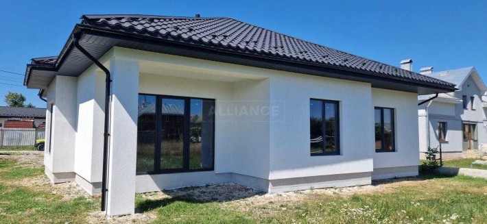 Готовий будинок на 12 сотках - фото 1