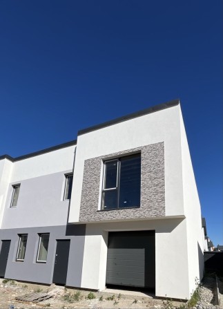 Продається боковий таунхаус 144м2. Розт. 24 міс. - фото 1