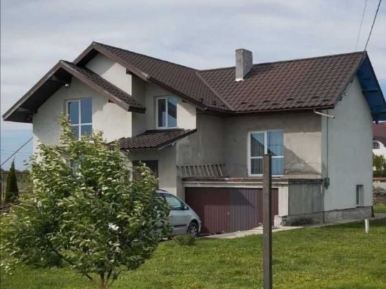 Новий будинок в Драгомирчанах Драгомирчаны