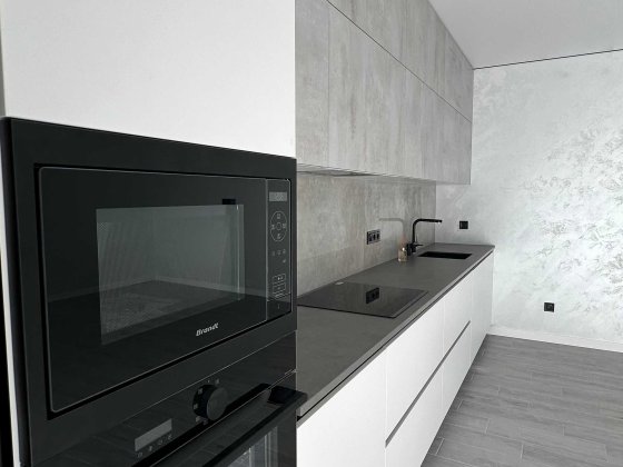 Таунхаус з ремонтом, меблями, технікою 2.5 км від Києва | Без комісії Гатное