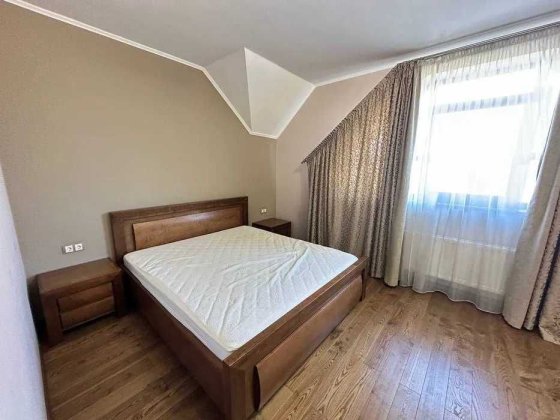 Чудовий двоповерховий таунхаус 282 кв. м у с. Святопетрівське Святопетровское