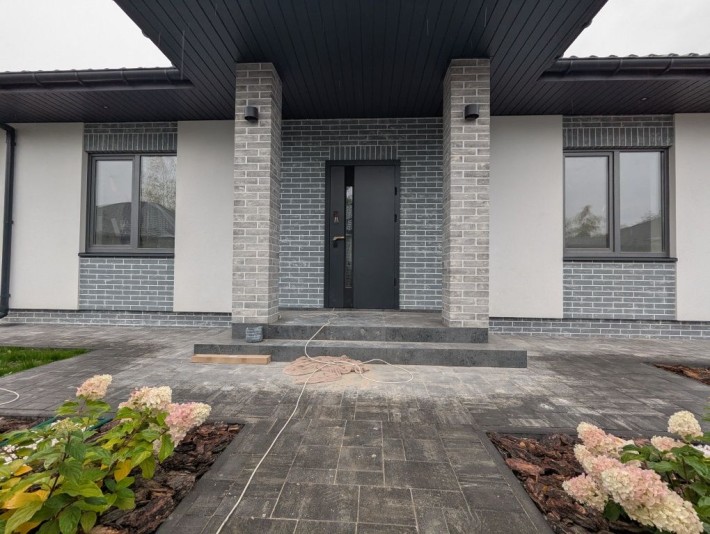 Будинок з газом біля лісу - фото 1