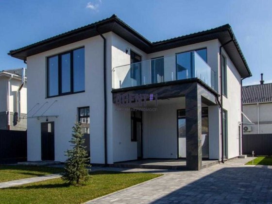 Якісний та сучасний будинок в Святопетрівському Святопетровское