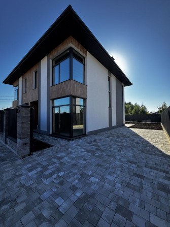 Дуплекс 92м2 з терасою 19 м² та ділянкою 3 сотки! - фото 1