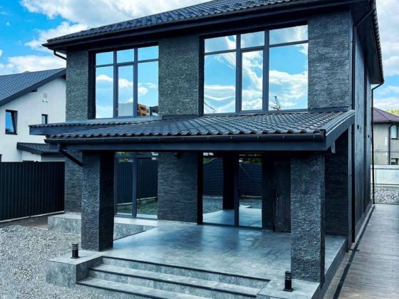 Крутий дім в 15 хв від Печерську. З ціной в -100 000$. Терміново. Киів Крюковщина