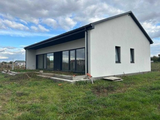 Затишний одноповерховий будинок Білогородка 120 м.кв 7.5 соток Белогородка