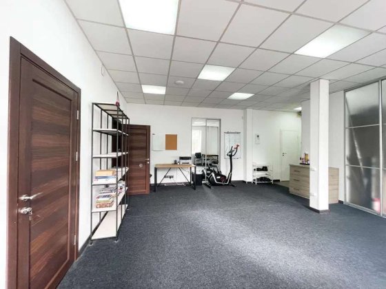 Продаж двокімнатної квартири Івана Федорова 10 Печерський район Київ