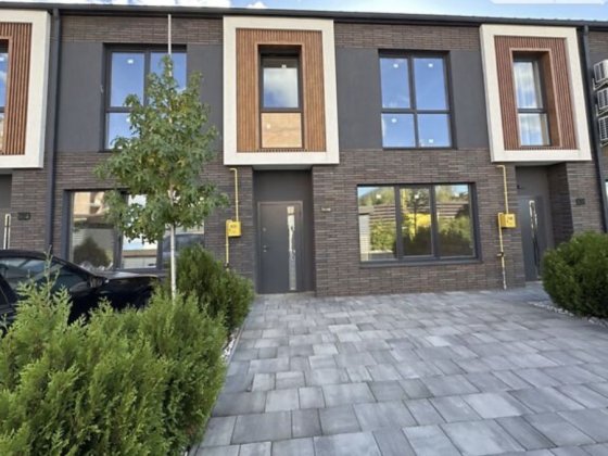 Танхаус в Крюковщині. Без комісії! Крюковщина