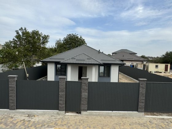 Продам будинок в центрі 7 СОТОК !!! Крюковщина