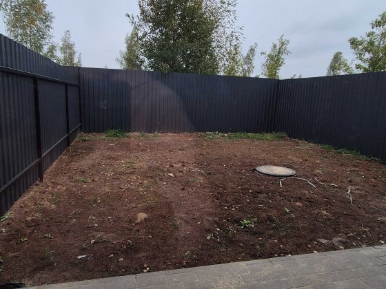 Таунхаус з початковим ремонтом та ділянкою 2,4 сотки, навколо природа Ворзель