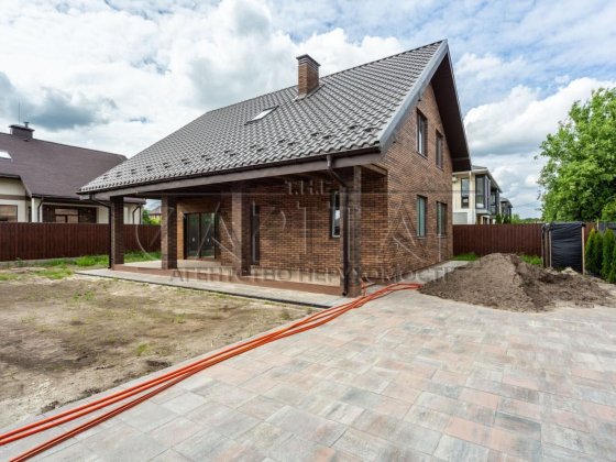 Продаж Будиноку, вул. Зоряна, Гатне Гатное