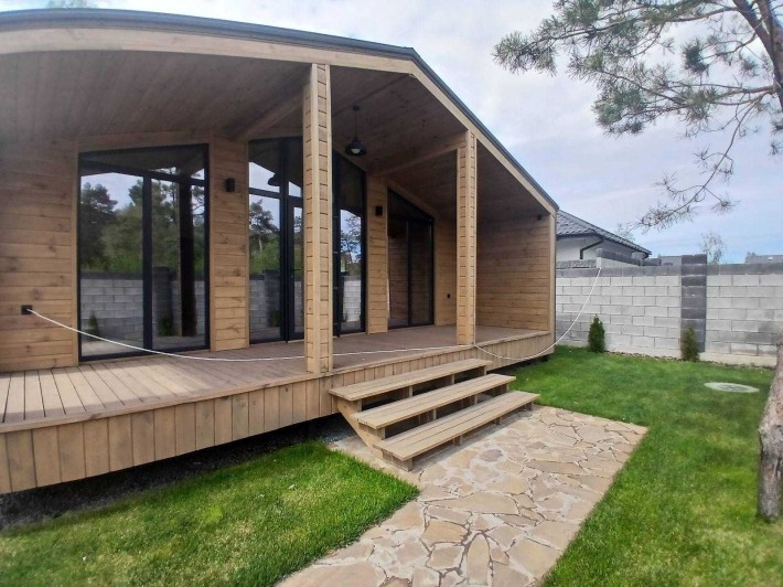 Дерев’яний будинок з ремонтом - фото 1