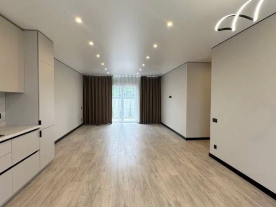 Будиночок з новим ремонтом та прекрасним розташуванням Ворзель