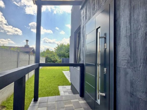 Будинок/Дом/Котедж/Земля 6соток Святопетрівське метро Житомирська Київ Святопетровское