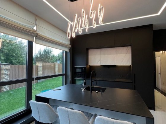 Продається будинок з ремонтом та меблями в Гатному Гатное