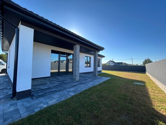 Будинок 87м2 на 5 сотках Білогородка Цегляний Білогородка